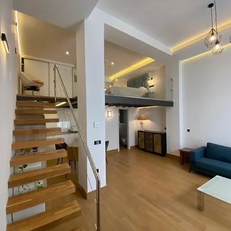 Loft Laura Nervion إشبيلية